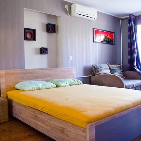 Flat At Luzanovka Appartement Odessa Buitenkant foto